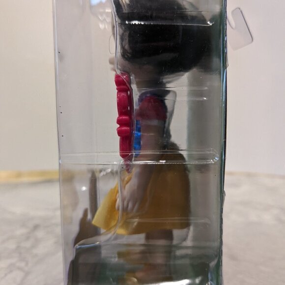 Disney Princess Petite Snow White Doll with Comb/Tiara 6" NEW by Jakks Pacific - Picture 10 of 12